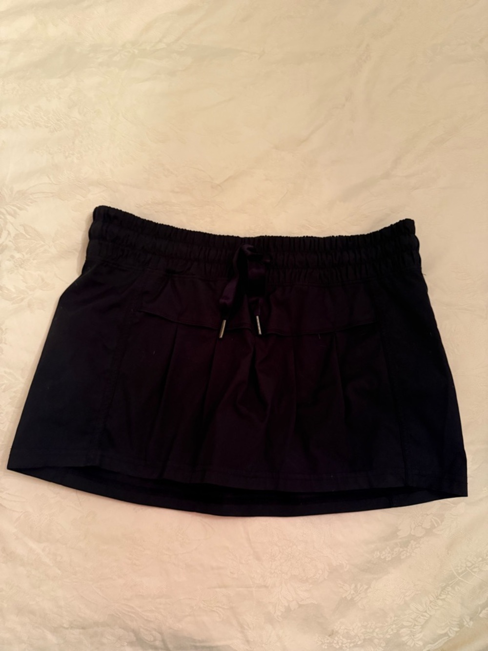 lululemon athletica Black Elastic Waist Skirt
